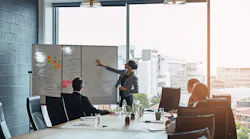 0118-Human-Network-Managers-Become-Leaders-With-a-Shift-in-Focus-1402×672