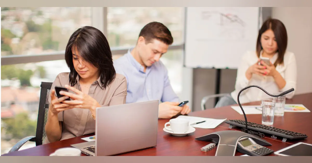 Break Through Digital Distractions to Make a Real Connection | ICT ...