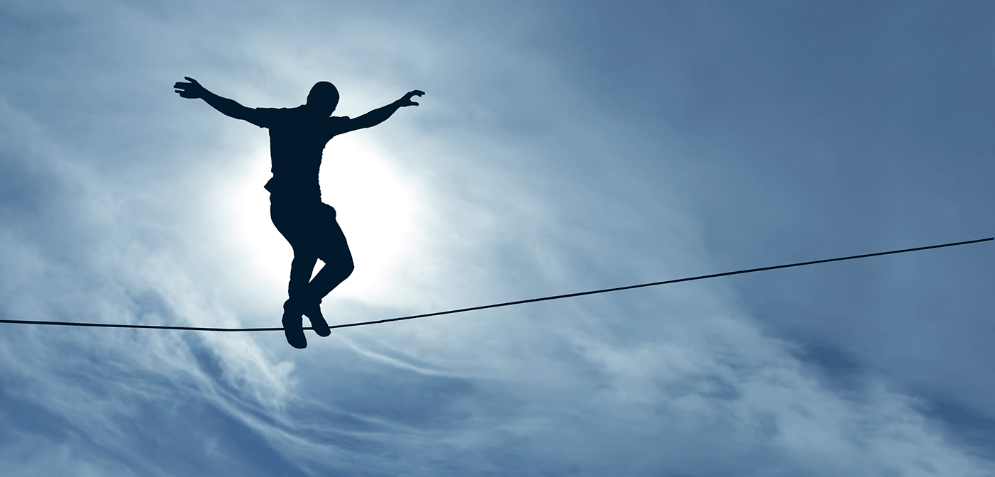 Walking 1120 1402x672