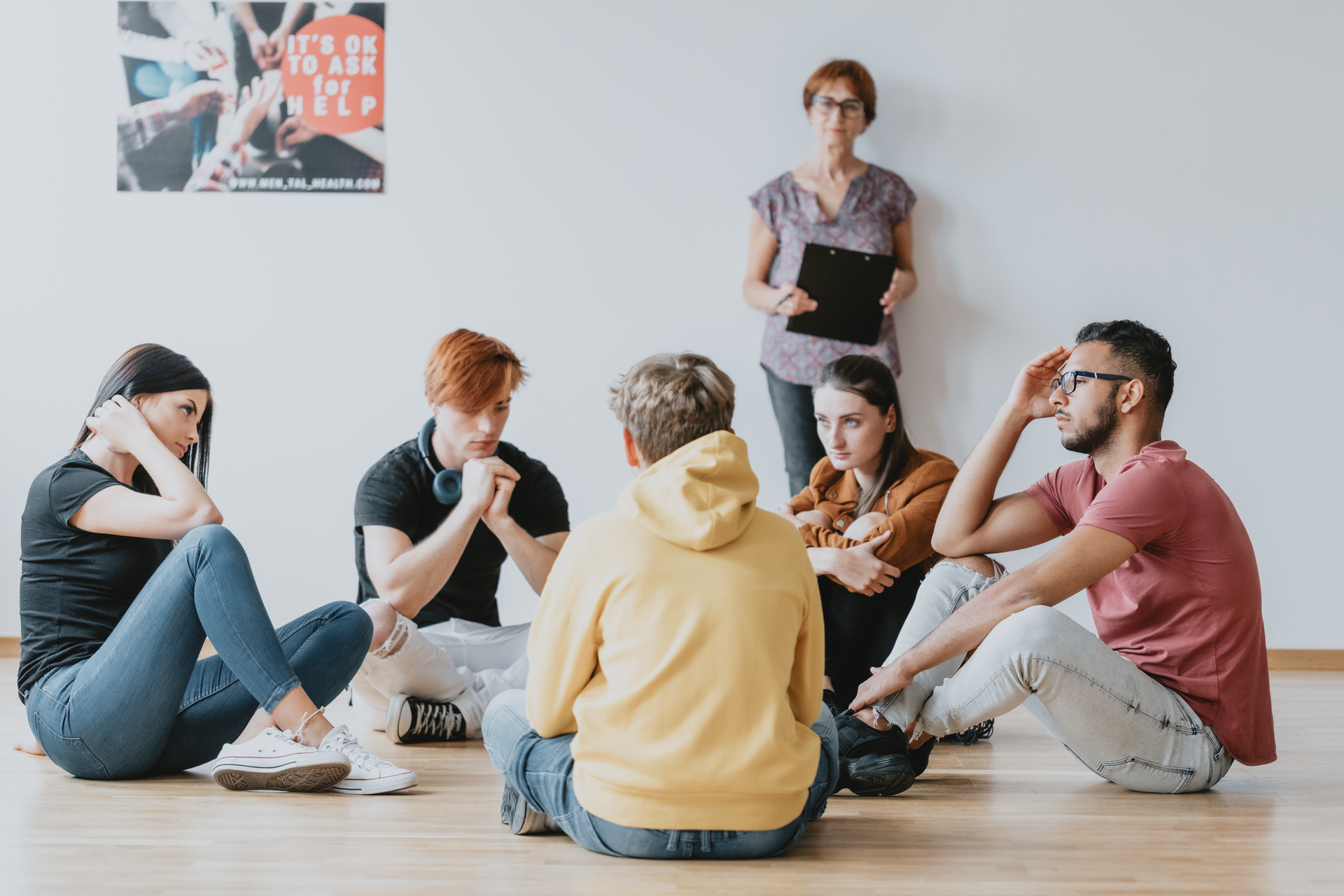 Divergent Dreamstime Xxl 187431000 6267fbc843785