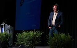 Paker R61 1692 Paker R61 1692