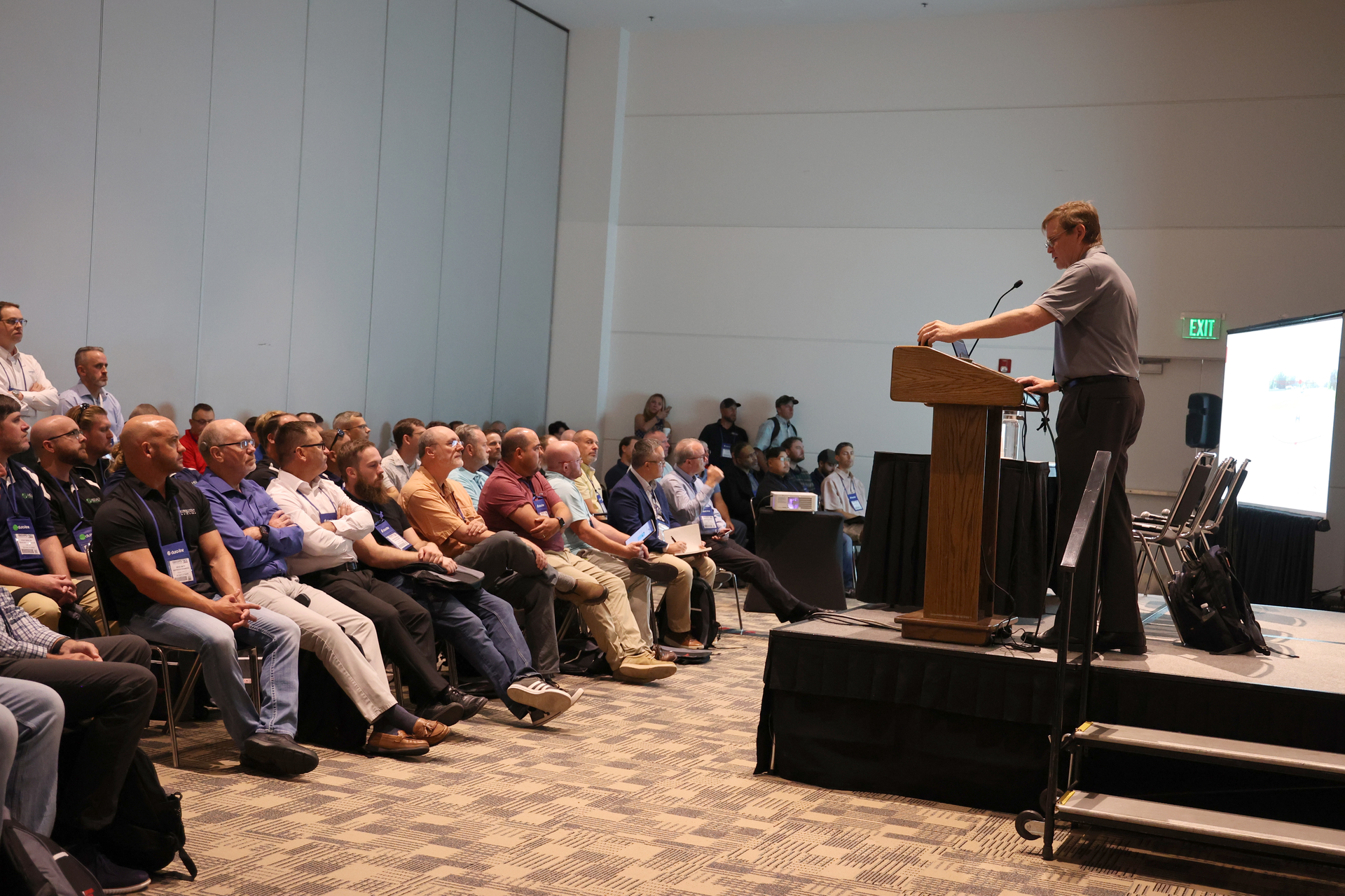 R61 1574 6387964665061