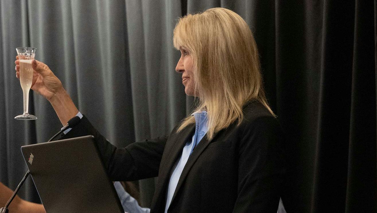 65aeba905018ff001ebf5864 Sharon Vollman Cropped Toast At Ise Expo