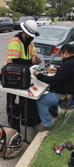 OJT requires a patient supervisor and a source for technical references. OJT requires a patient supervisor and a source for technical references.