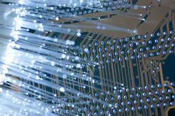 AFL and Alcyon Photonics Collaborate on Fiber-to-PIC Coupling for AI Data Centers