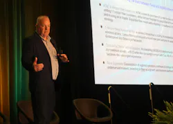 Steve Harris speaking to keynote audience.
